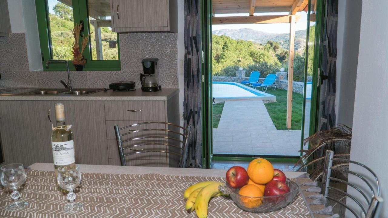 Villa Elia Lambiní Eksteriør bilde